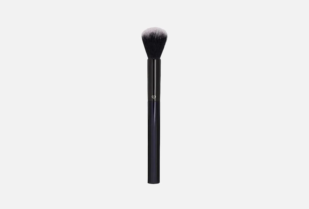 Clé de Peau Beauté Face Makeup Brush Powder & CreamBlush 1 Clé de Peau Beauté Face Makeup Brush Powder & CreamBlush
