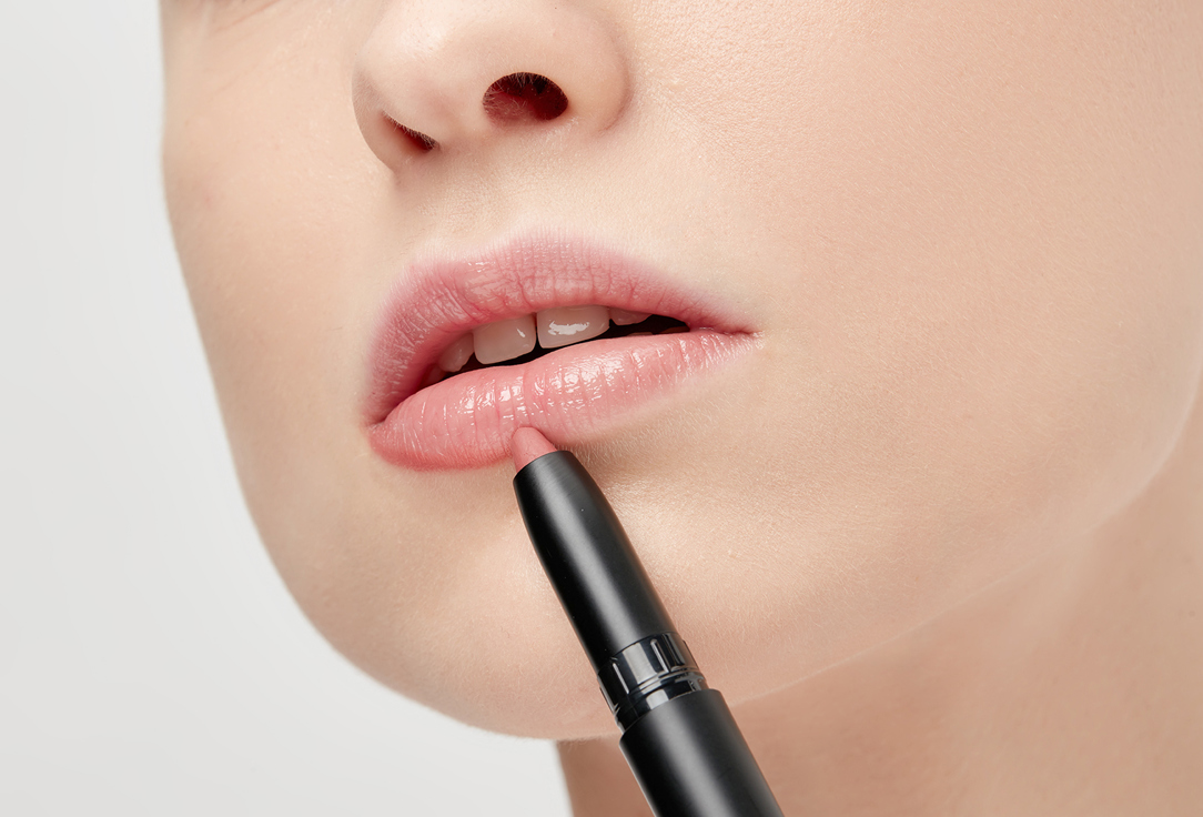 Inglot Lip liner with sharpener AMC