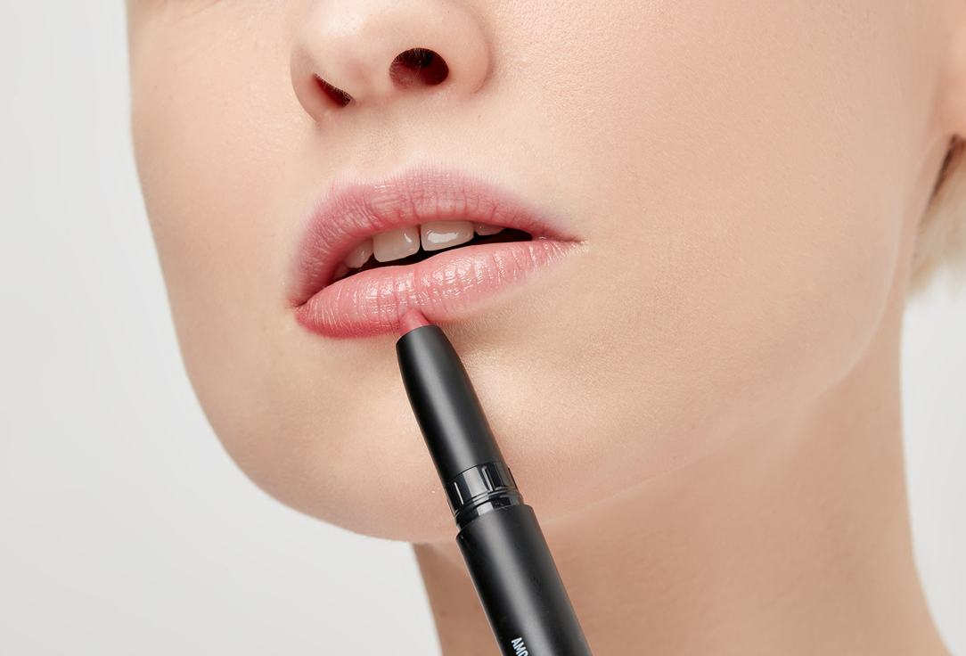 Inglot Lip liner with sharpener AMC
