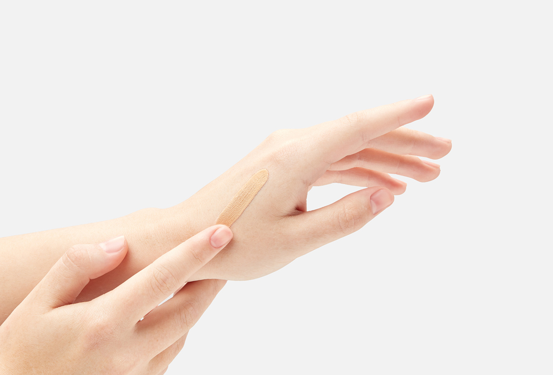 Clarins Увлажняющий тональный крем SPF 15 SKIN ILLUSION