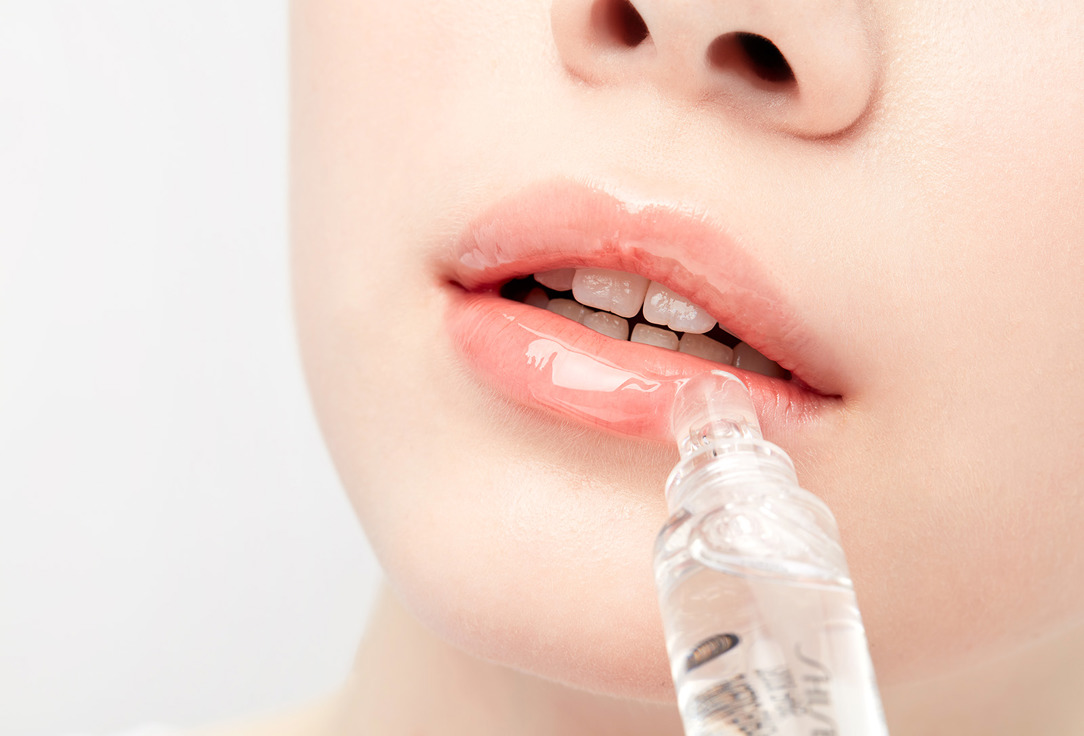 Shiseido Lip gloss transparent Crystal gelgloss
