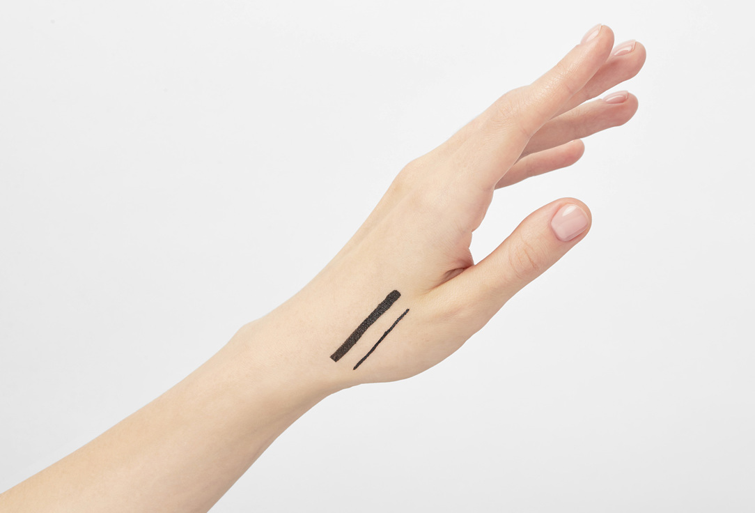 Estee Lauder Двухсторонняя подводка-фломастер Little Black Liner