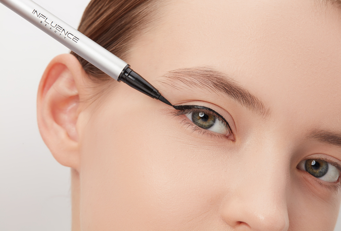 INFLUENCE beauty Eyeliner Event horizon