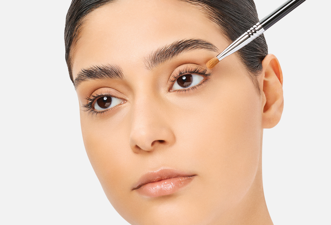 SIGMA BEAUTY EYE SHADING BRUSH E55