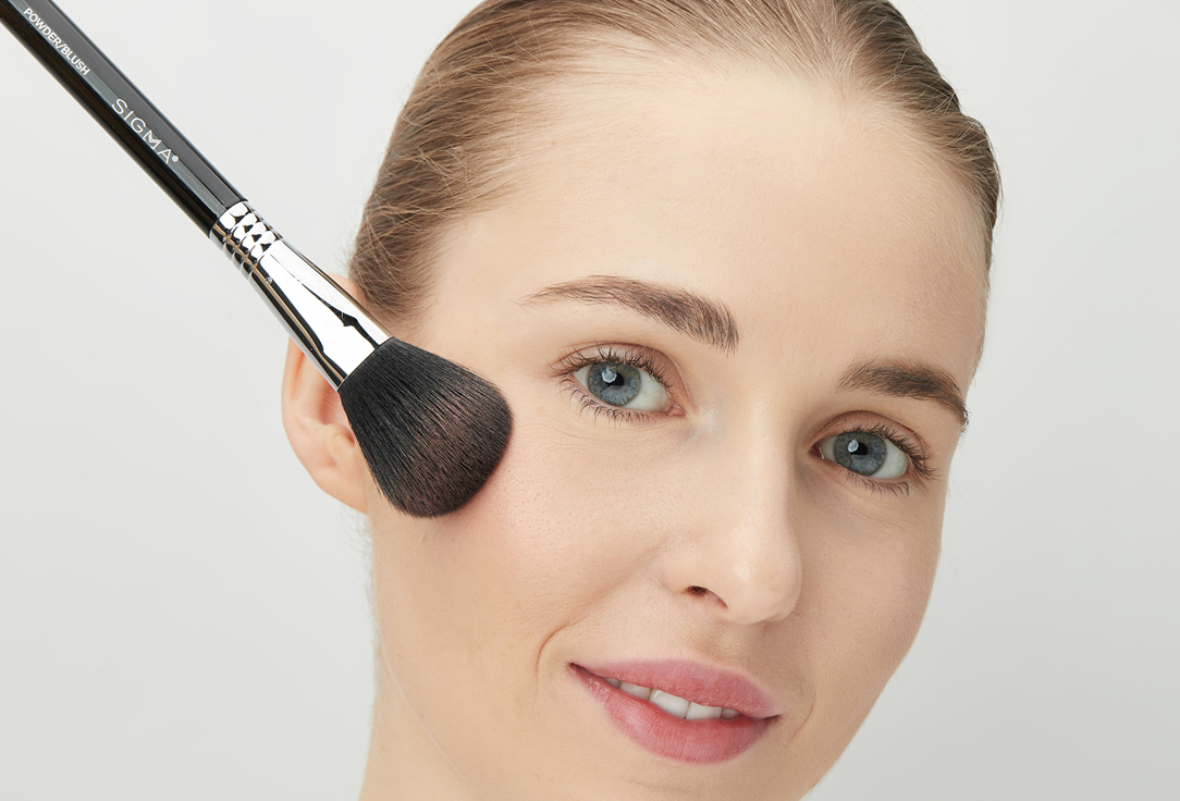 SIGMA BEAUTY POWDER & BLUSH BRUSH F10 1 pcs SIGMA BEAUTY POWDER & BLUSH BRUSH F10