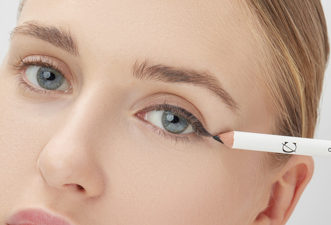 COULEUR CARAMEL matte Eye pencil Crayon yeux