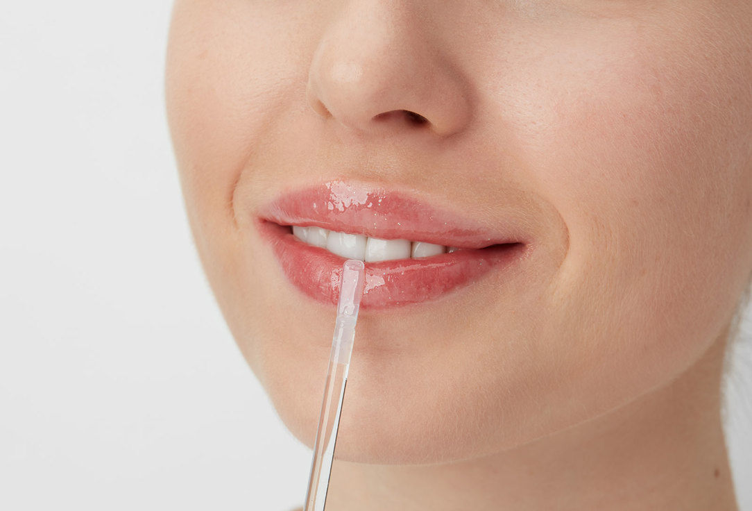 DEAR DAHLIA Lip Gloss Blooming Edition