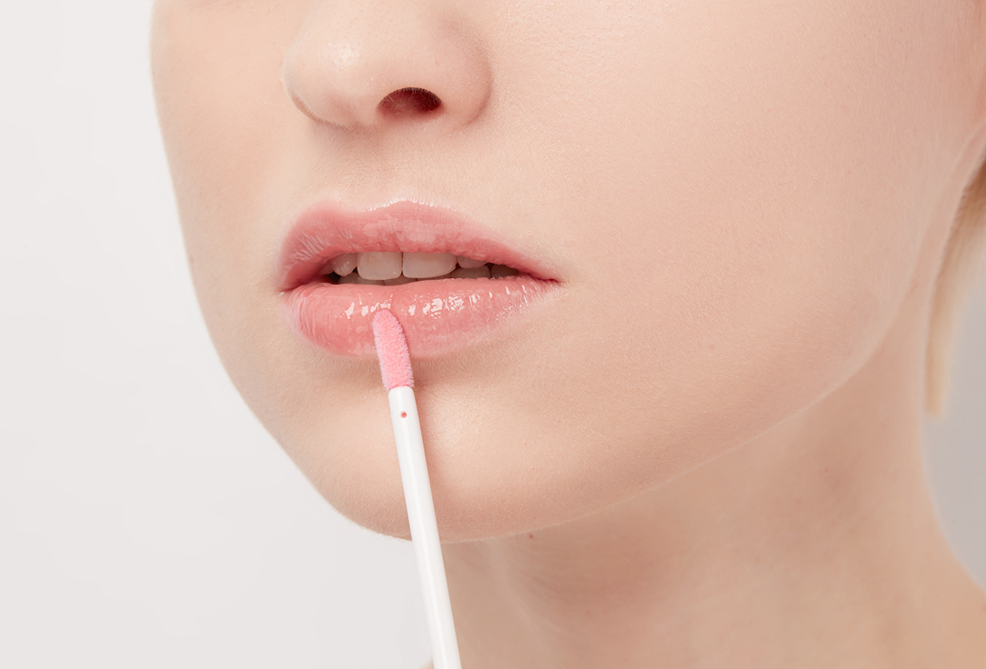 7DAYS Moisturizing & Plumping lip gloss B.Colour