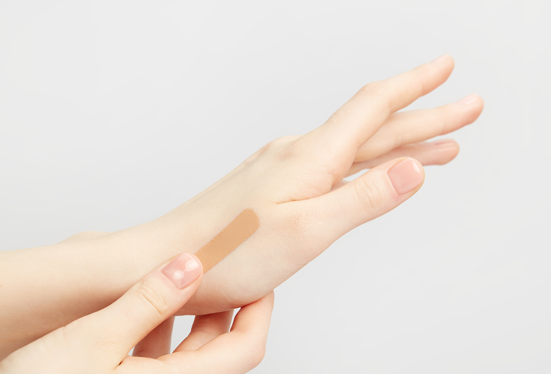 Estée Lauder Matte foundation SPF 10 Double Wear Stay-In-Place Makeup