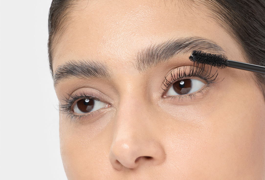 Gosh Volumizing & Defining Mascara JUST CLICK IT!