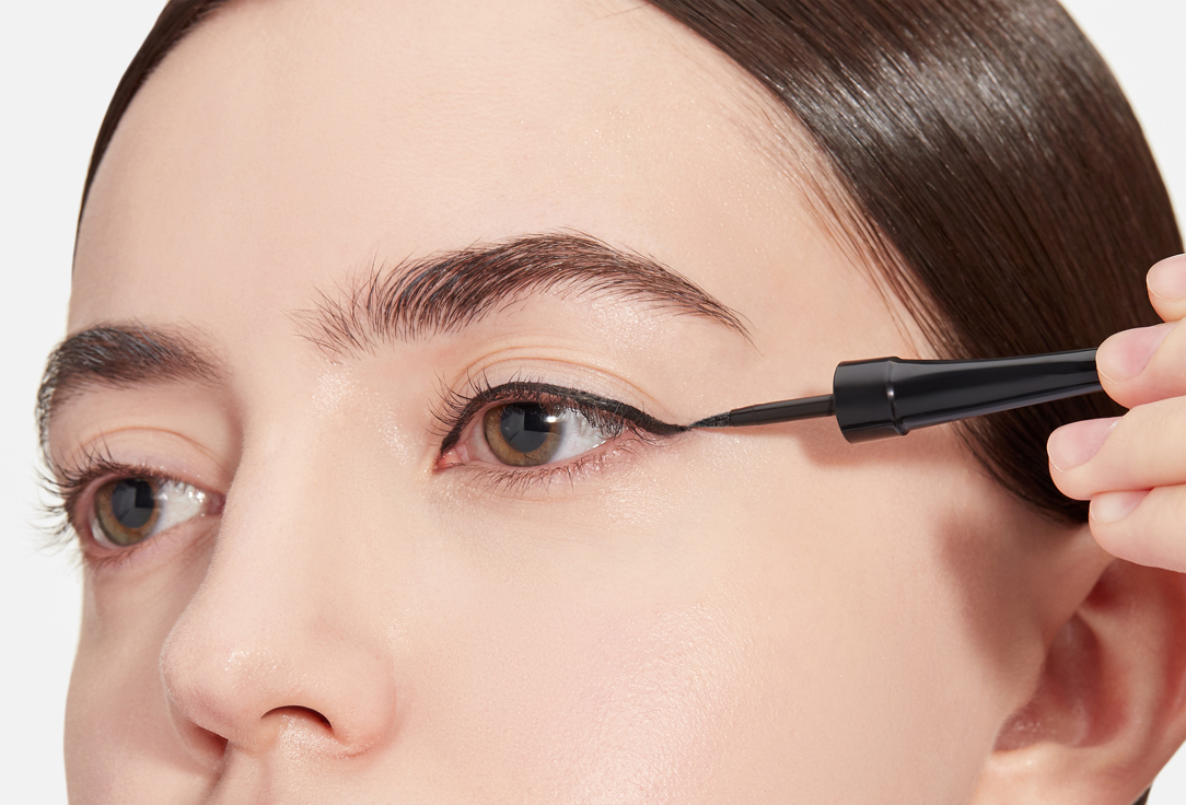 DEBORAH MILANO Liquid Eyeliner UltraLiner