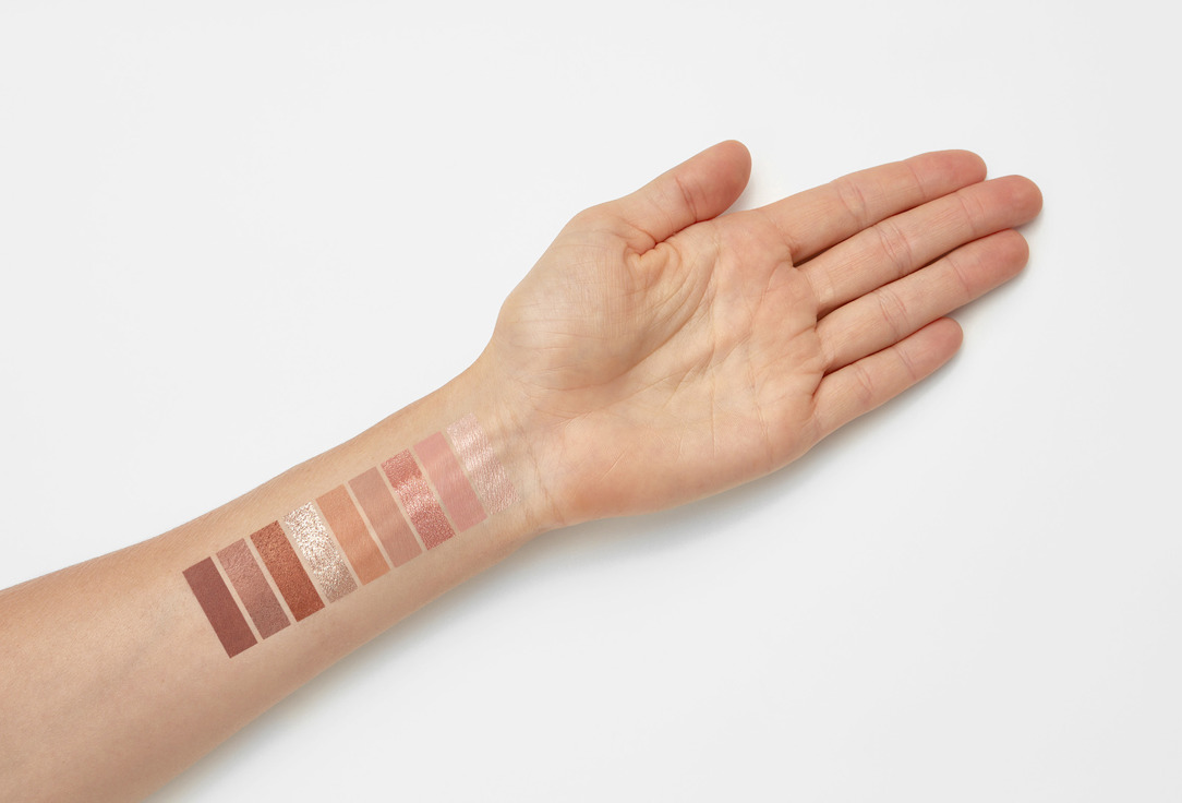 DEAR DAHLIA Eyeshadow palette Timeless bloom 9.8 g DEAR DAHLIA Eyeshadow palette Timeless bloom
