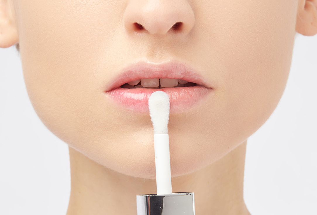 7DAYS Smoothing Glossy lip oil b.colour Winter Edition 02, Holo baby 9 g 7DAYS Smoothing Glossy lip oil b.colour Winter Edition