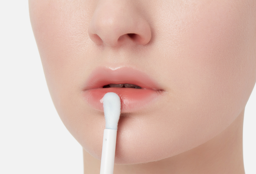 7DAYS Smoothing Glossy lip oil b.colour Winter Edition
