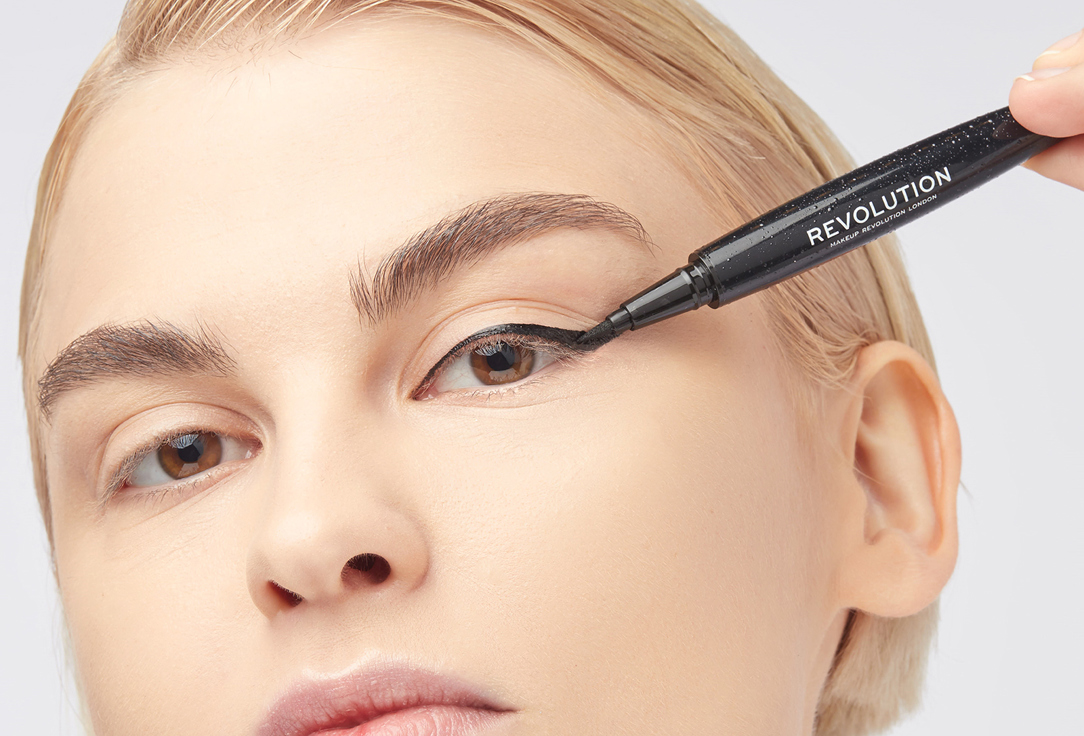 MakeUp Revolution ПОДВОДКА ДЛЯ ГЛАЗ Renaissance Flick Waterproof