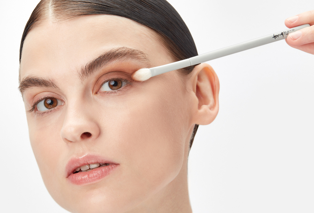 For me by gold apple Makeup brush Pointed crease definer