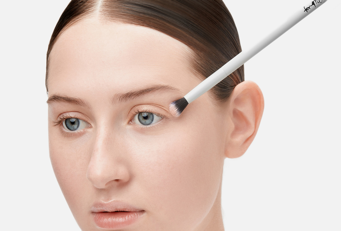 For me by gold apple Round brush for shading Eyeshadow brush