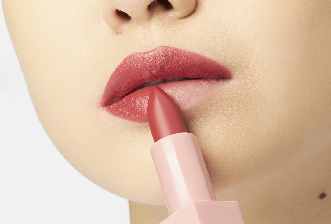 BEAUTY CREATIONS Moisturizing Matte Lipstick Tease Me So luscious 3.5 g BEAUTY CREATIONS Moisturizing Matte Lipstick Tease Me