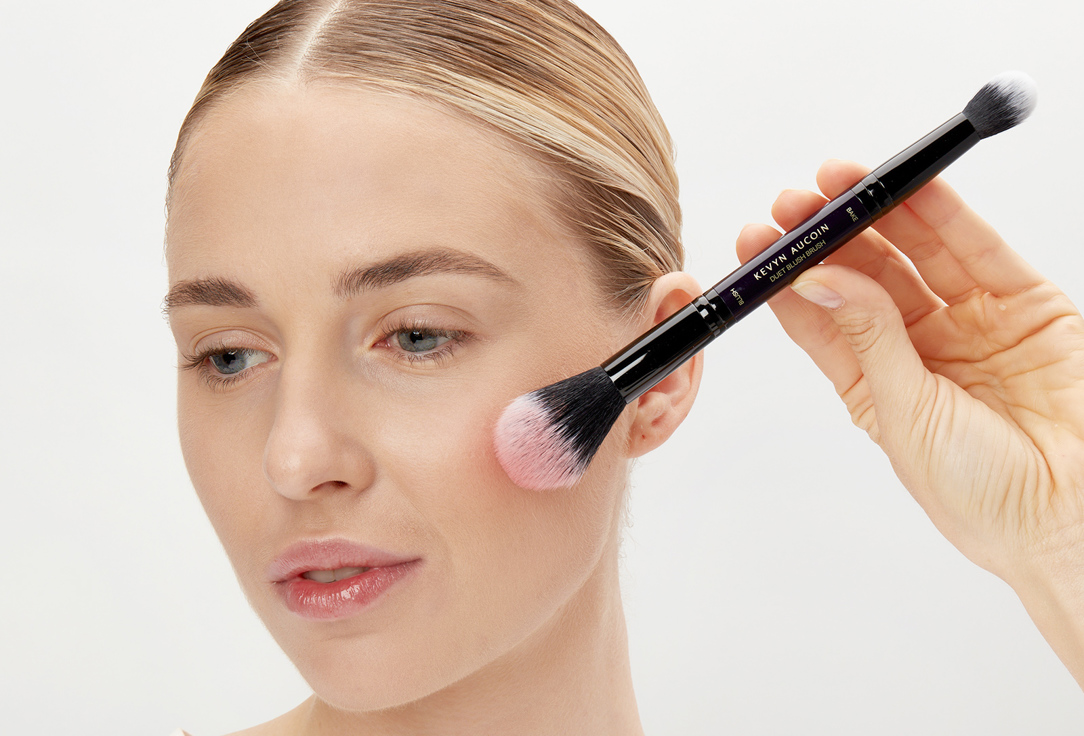 Kevyn Aucoin Blush brush Duet 1 pcs Kevyn Aucoin Blush brush Duet