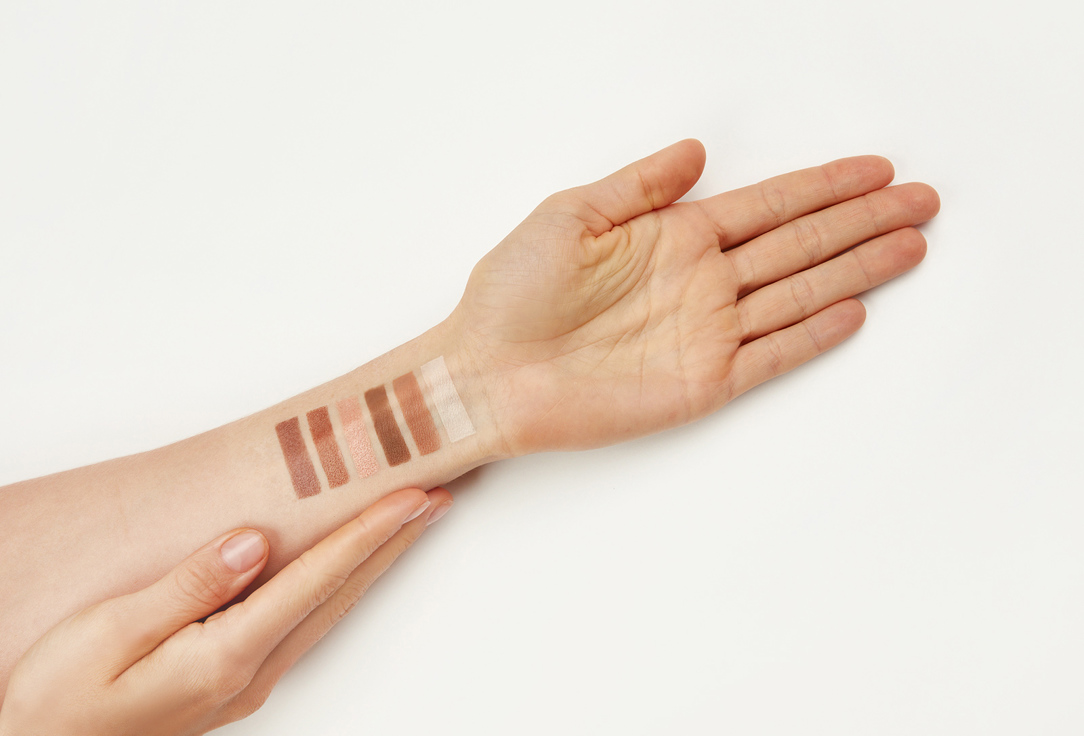 Kevyn Aucoin Eyeshadow Palette The Contour Light 6 g Kevyn Aucoin Eyeshadow Palette The Contour
