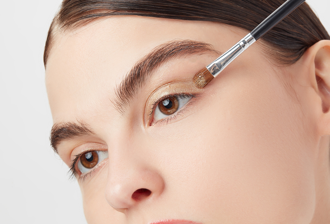 MakeUp Revolution Eyeshadow Stick Lustre Wand