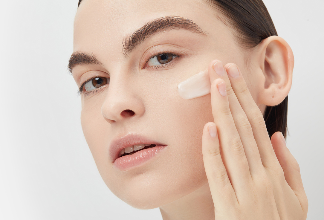 DARLING* Anti-gravity face gel cream moisturiser Moonwalker