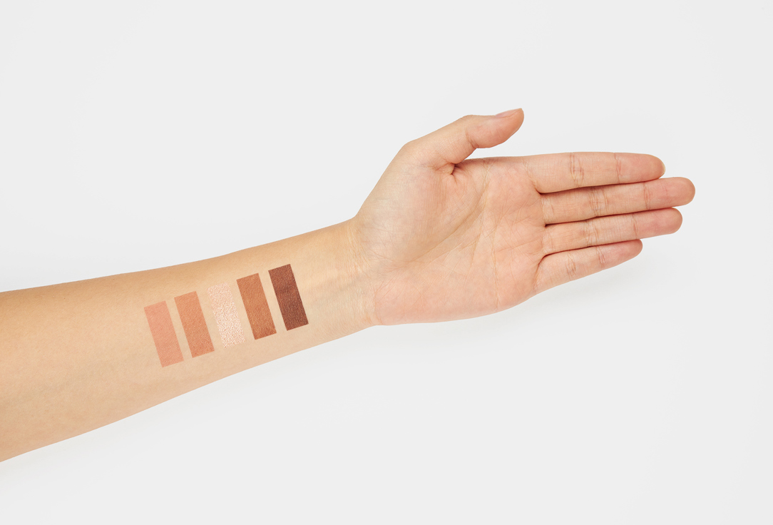 Lancôme Палетка теней для век HYPNOSE PALETTE 18 3.5 г Lancôme Палетка теней для век HYPNOSE PALETTE