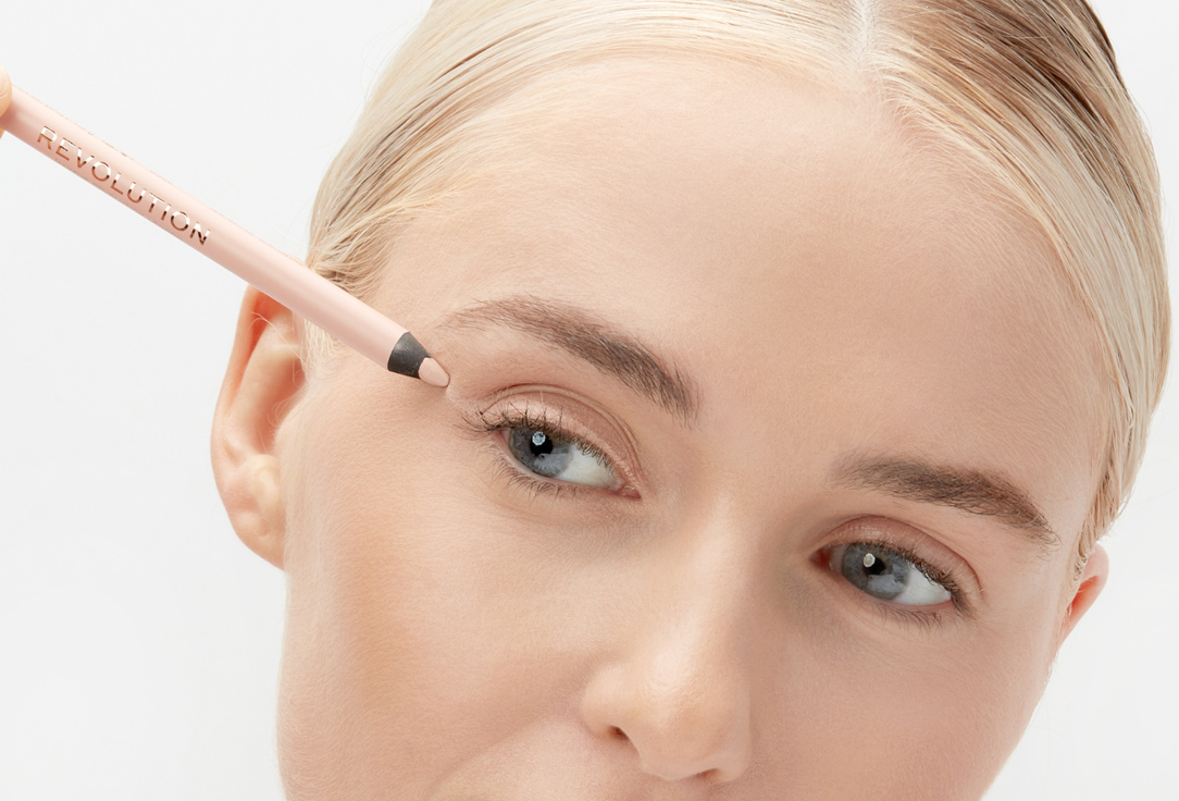 MakeUp Revolution Long-Lasting Creamy Eyeliner Pencil Streamline Waterline