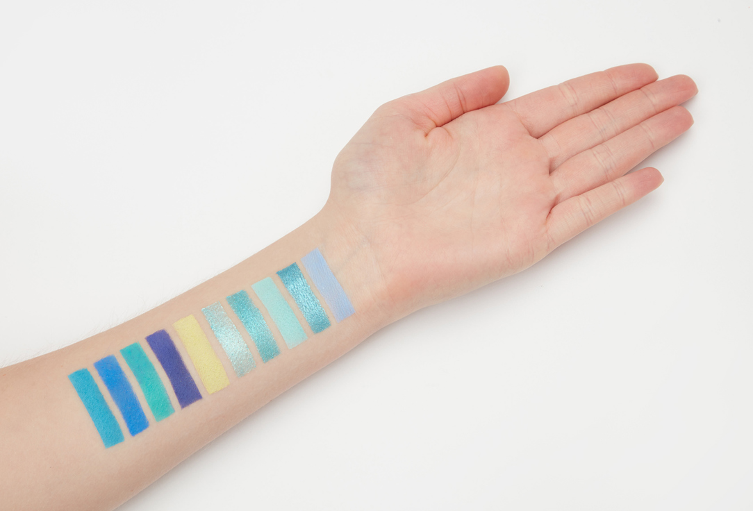 B.COLOUR PROFESSIONAL Eyeshadow palette Capsule