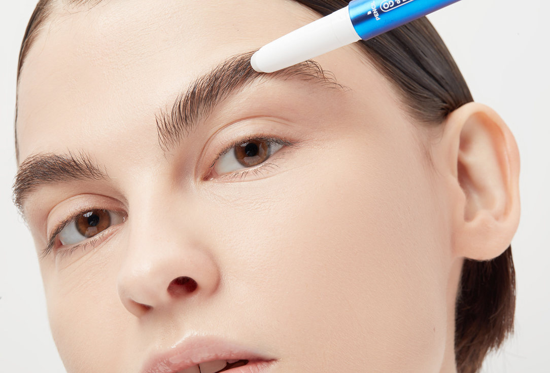 B.COLOUR PROFESSIONAL Fixing brow wax CAPSULE Clear 1.15 g B.COLOUR PROFESSIONAL Fixing brow wax CAPSULE