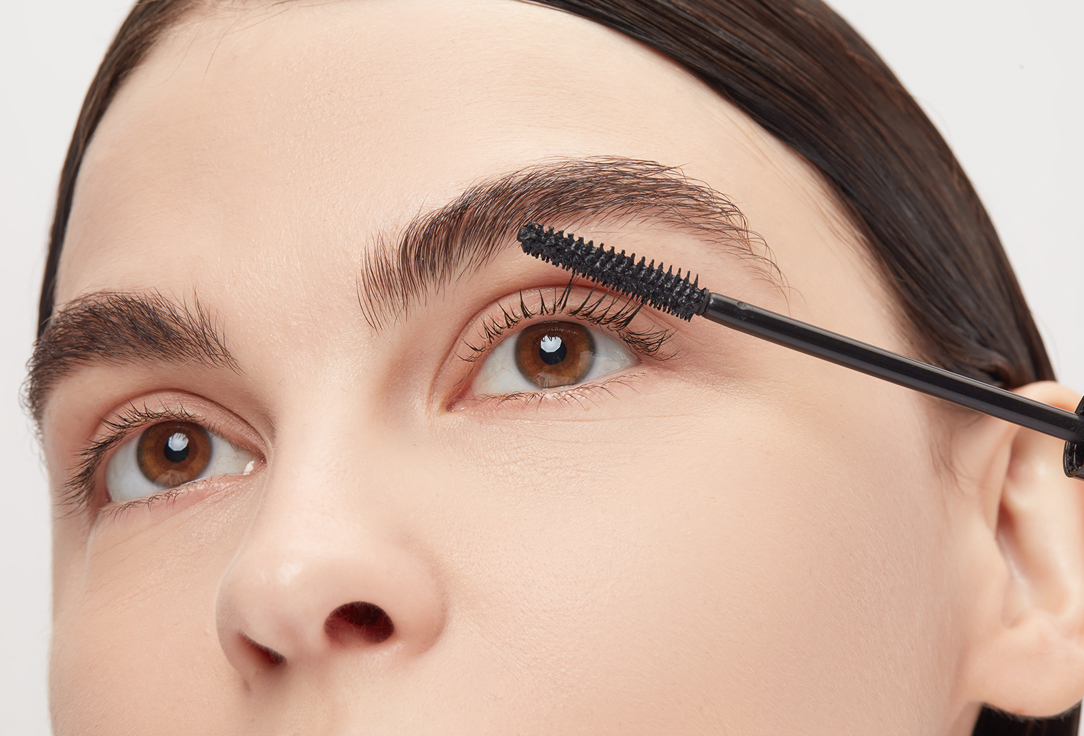 Stellary Volumizing mascara Like a Star