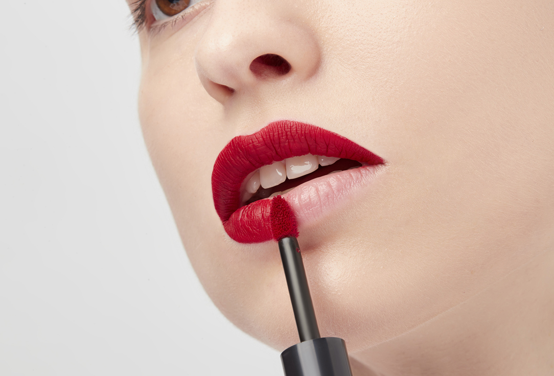 Radiant Professional Make-Up Liquid Long-Lasting Lipstick Ultra Stay Lip Color 10, Ruby 6 ml Radiant Professional Make-Up Liquid Long-Lasting Lipstick Ultra Stay Lip Color