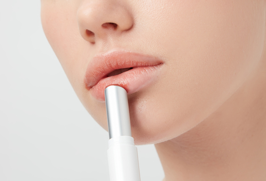 Rom&nd Moisturizing Lip Balm GLASTING MELTING BALM 05, Nougat Sand 3.5 g Rom&nd Moisturizing Lip Balm GLASTING MELTING BALM