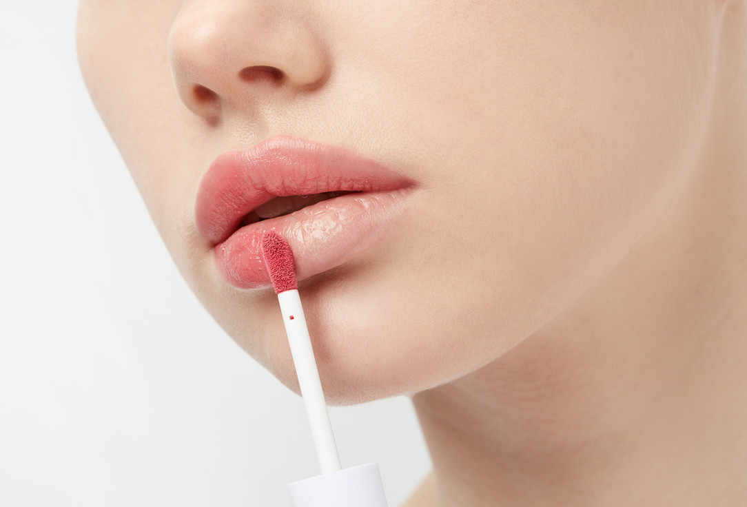 Wet n Wild Lipstick Cloud Pout Marshmallow Lip Mousse