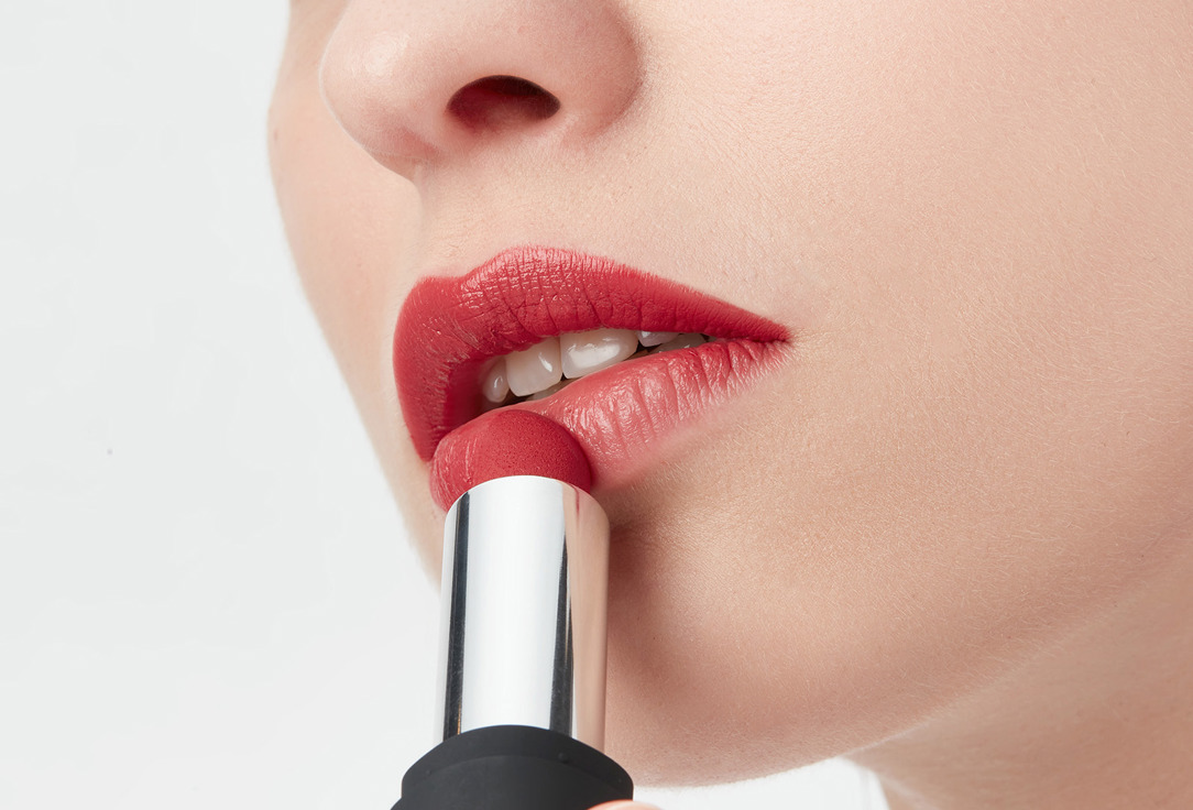 DEBORAH MILANO Lipstick Milano red mat