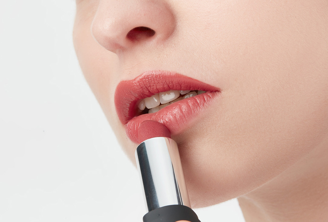 DEBORAH MILANO Matte lipstick Red mat 07, Pink brick 4.4 g DEBORAH MILANO Matte lipstick Red mat