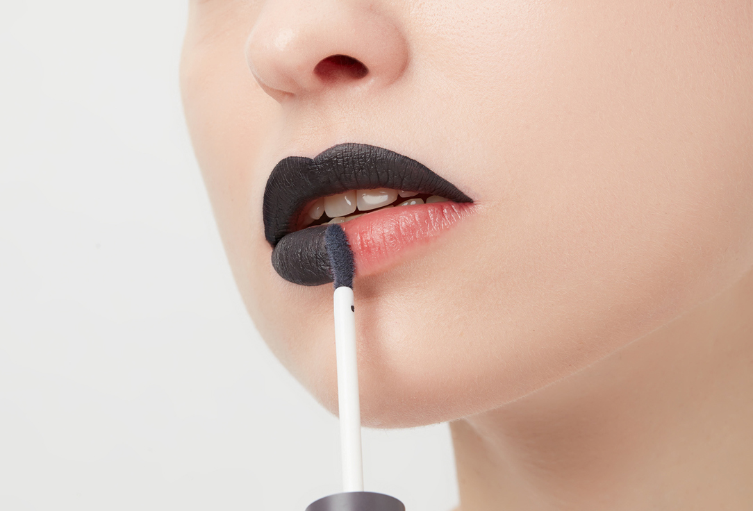 Beauty Bomb liquid lipstick Only Matte