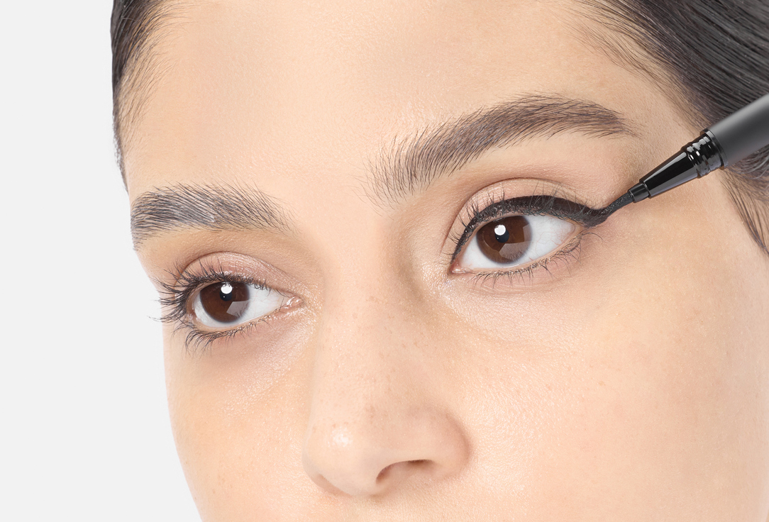 Kaja Eyeliner Stamp & Eyeliner liquid Wink Stamp