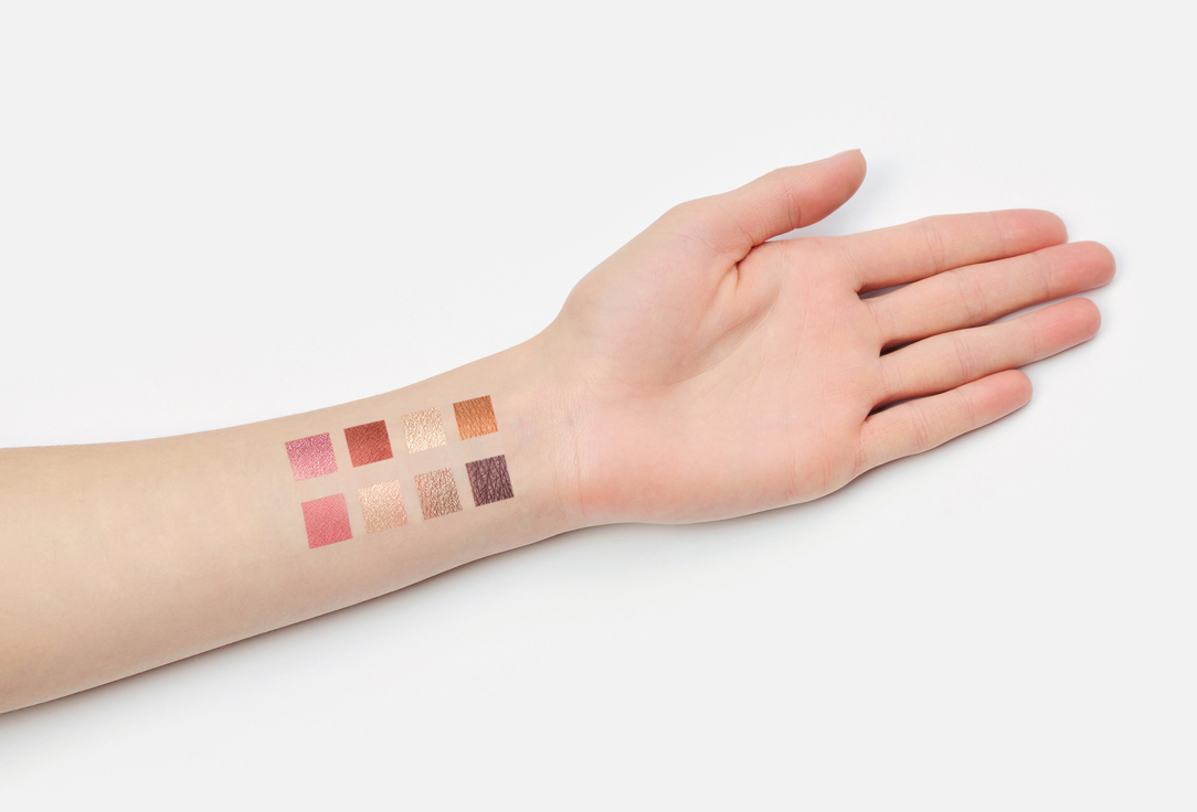 Character Eyeshadow palette Glam Look 05 13.28 g Character Eyeshadow palette Glam Look