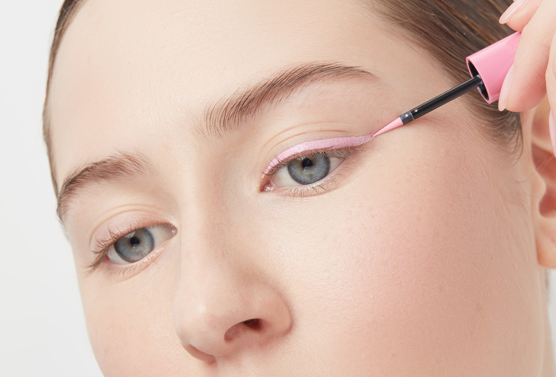 RAD VINYL EYELINER ye eye eye! Vinyl eyeliner