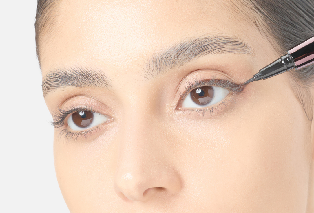 MakeUp Revolution Liquid Eyeliner Renaissance