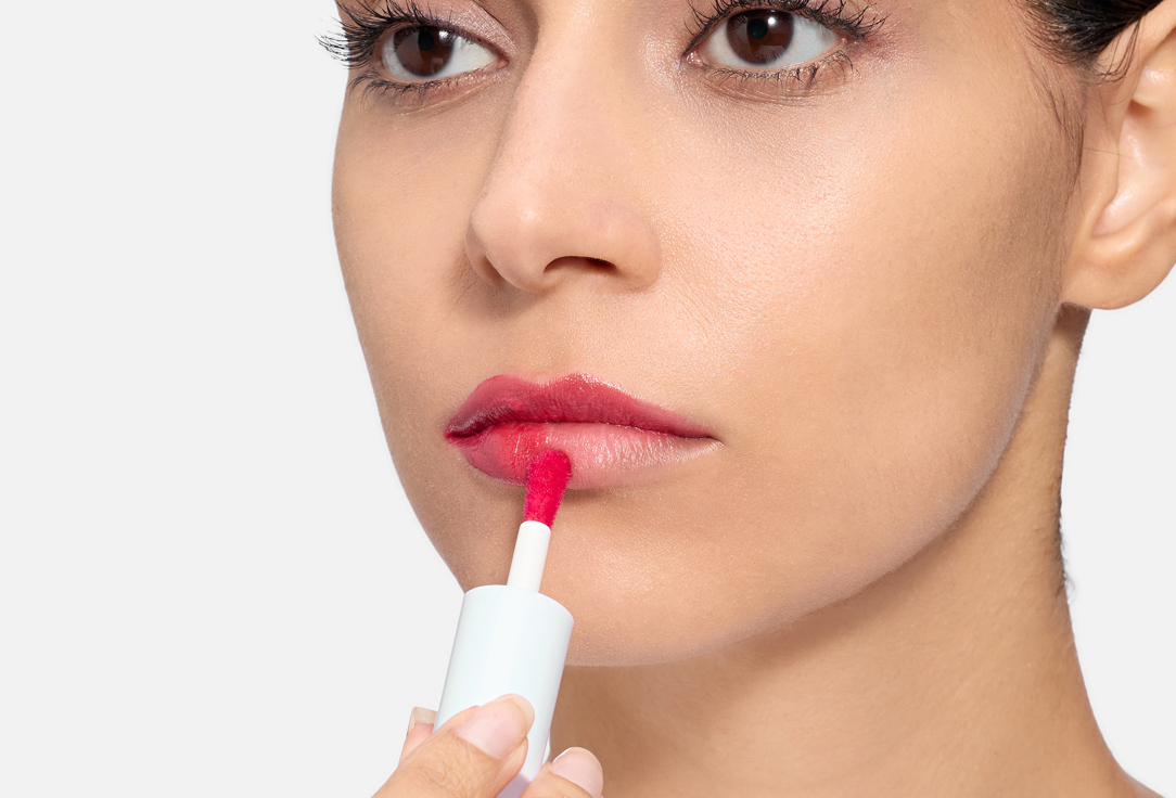 RELOVE REVOLUTION Тинт для губ и щек Baby Tint