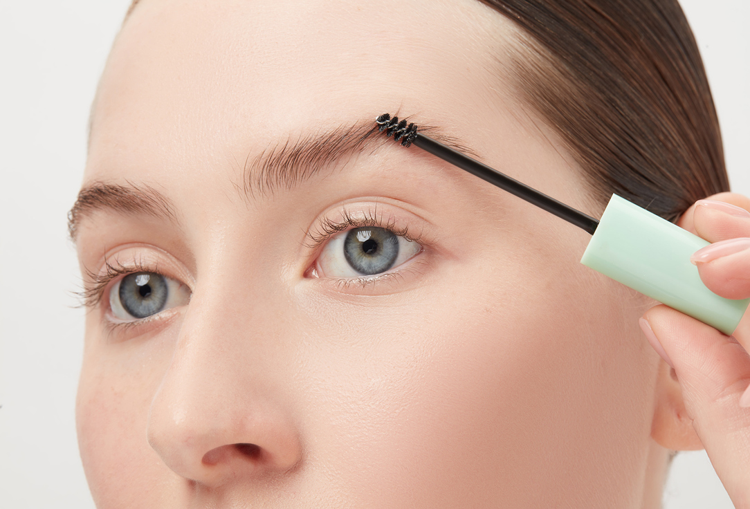 Love Generation Fixing Brow Gel I'm strong Clear 9 ml Love Generation Fixing Brow Gel I'm strong