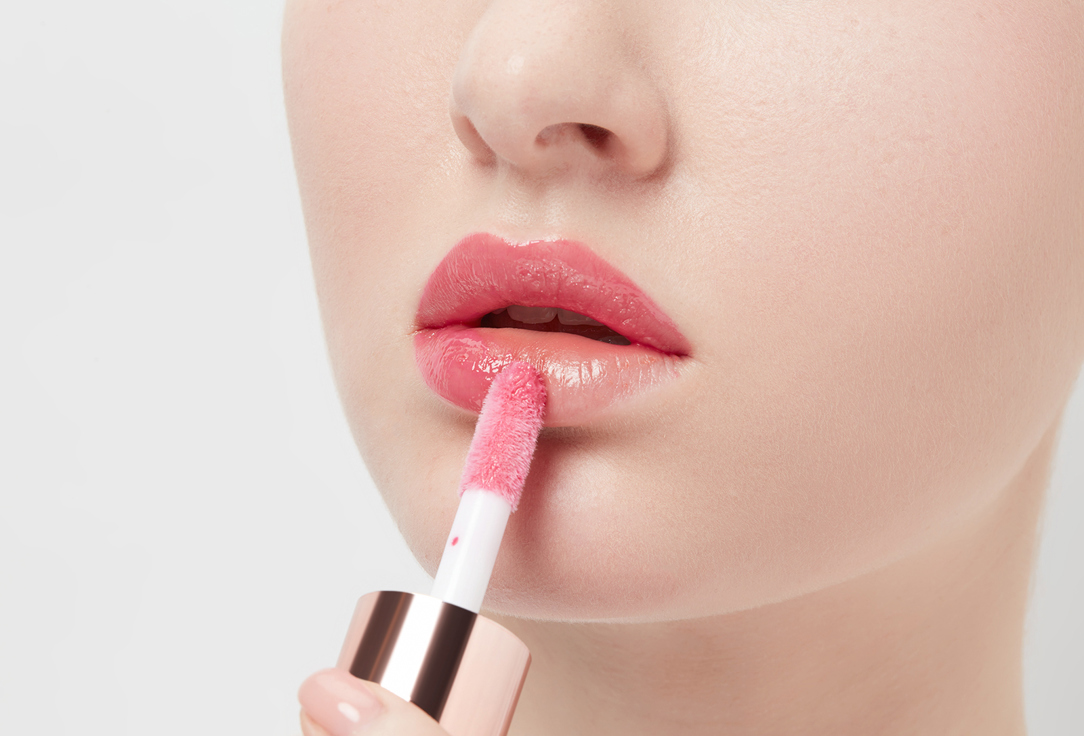 MakeUp Revolution Moisturizing Lip Gloss Ceramide Swirl Berry pink 4.5 ml MakeUp Revolution Moisturizing Lip Gloss Ceramide Swirl