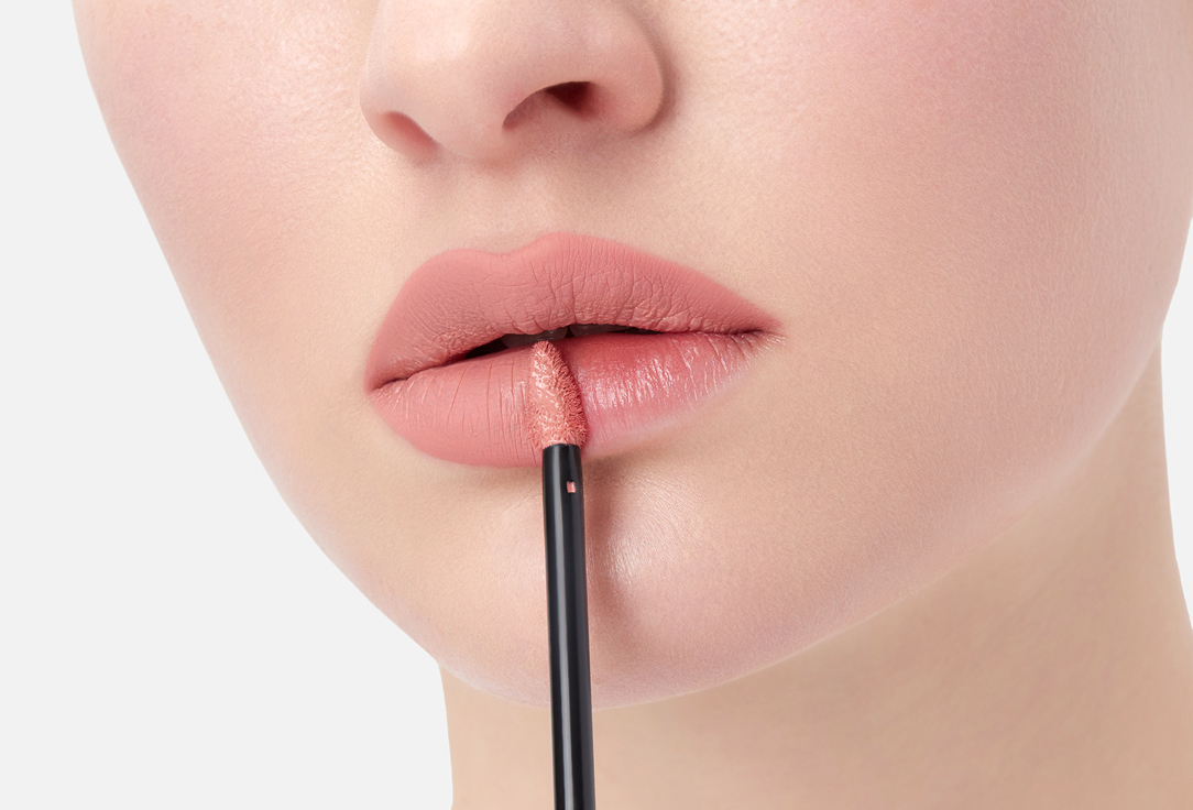 Kevyn Aucoin lipstick Velvet Lip Paint Fabulous