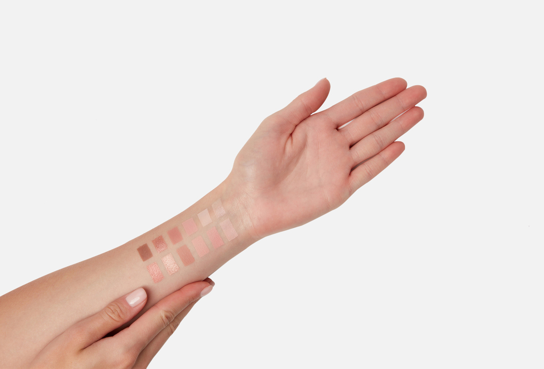 Clio Eye Shadow Palette AIR