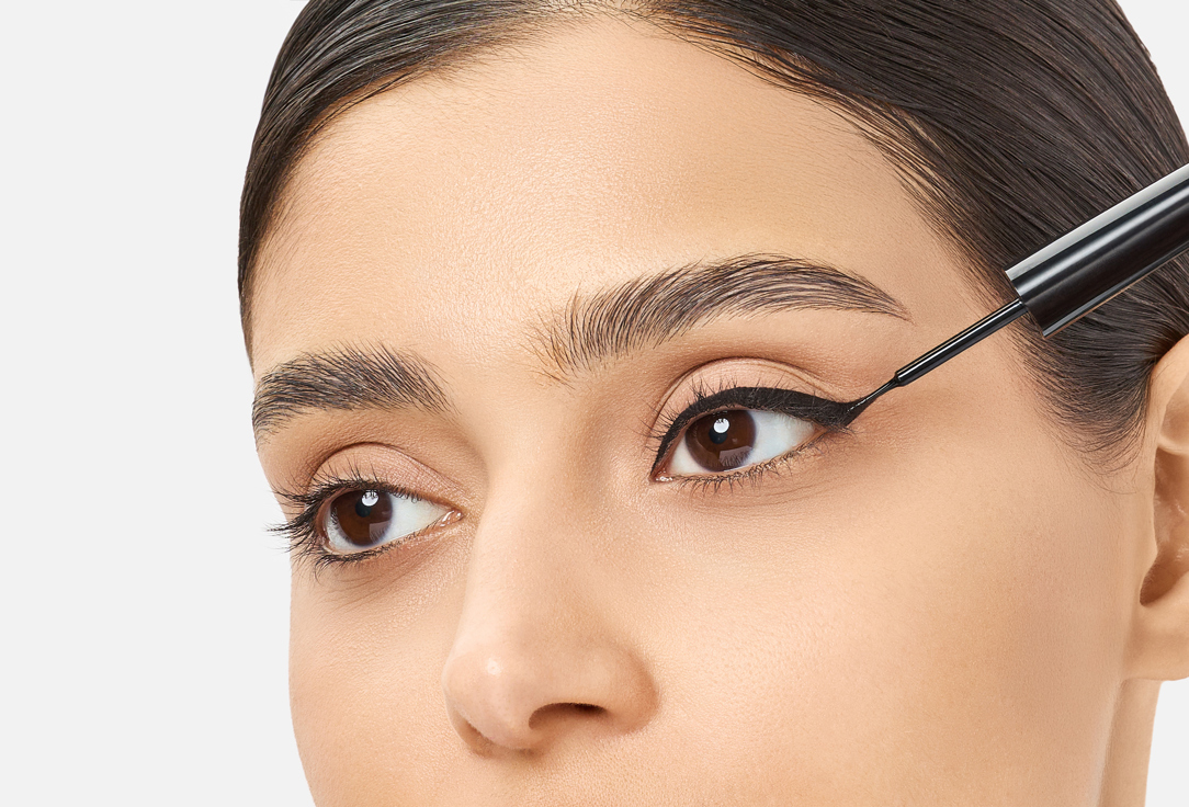 Revlon Eyeliner ColorStay Micro Easy Precision 301, Blackout 1.7 ml Revlon Eyeliner ColorStay Micro Easy Precision