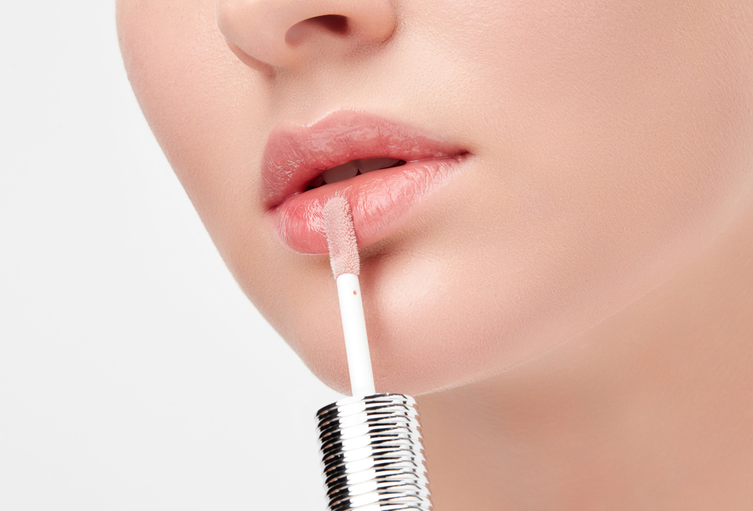 LUXVISAGE Volumizing Lip gloss Lip gloss plumper volumizer hot vanilla 307 2.9 g LUXVISAGE Volumizing Lip gloss Lip gloss plumper volumizer hot vanilla