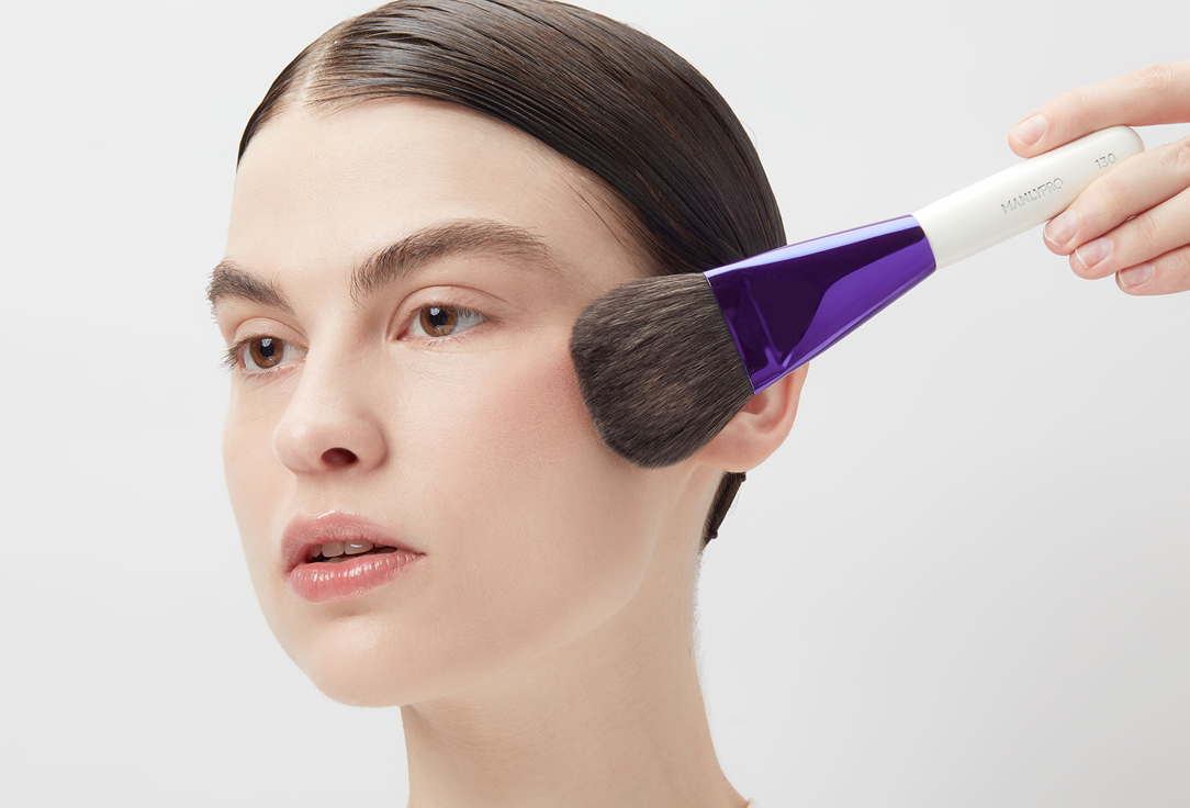 Manly PRO Large Flat Powder, Sculpting & Blush Brush K130