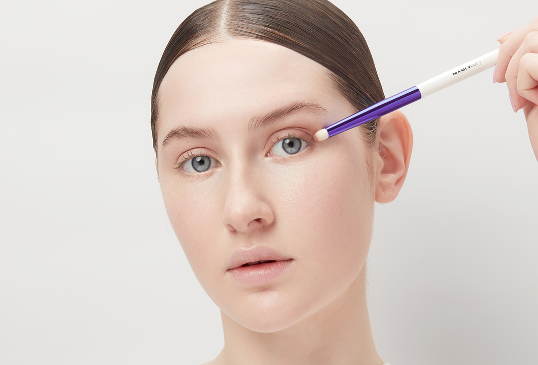 Manly PRO Small Round Dense Brush for Eyeshadow & Pencil Application K47